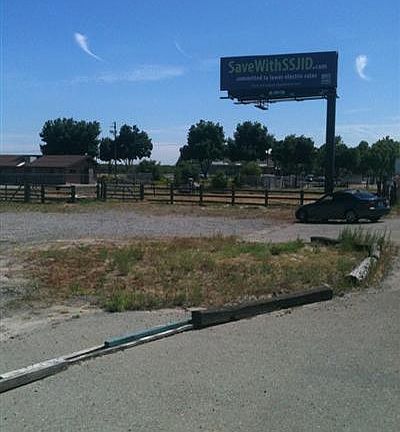 4th image of 11501 E Highway 120