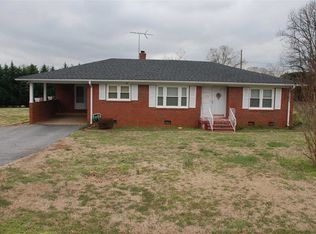 926 E Main St, Duncan, SC 29334