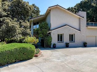 940 Acalanes Rd, Lafayette, CA 94549
