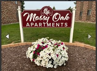 465 Laverne Dr #2, Green Bay, WI 54311