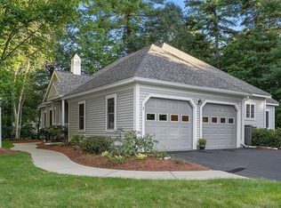 2 Duck Pond Ln #2, Merrimack, NH 03054