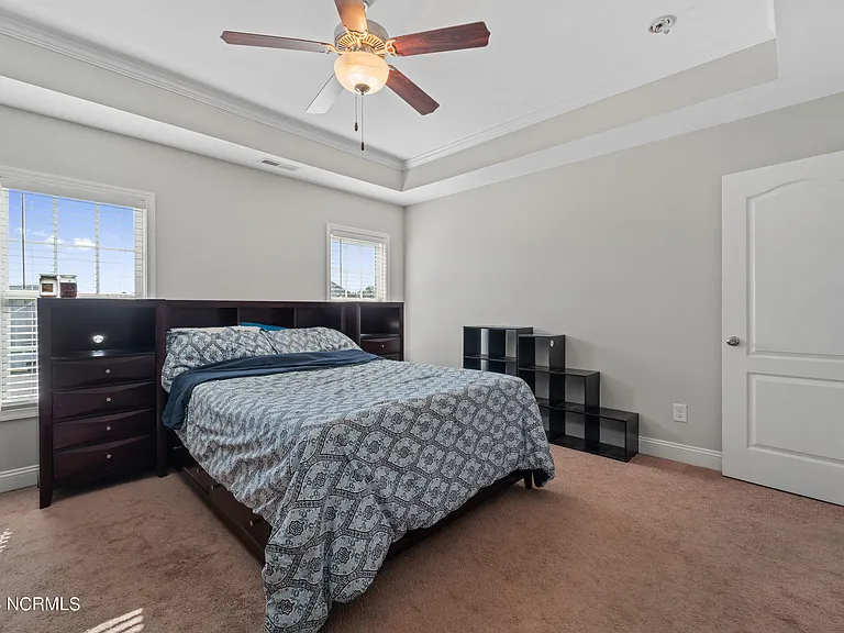 270 Silver Hills Dr — Photo 17