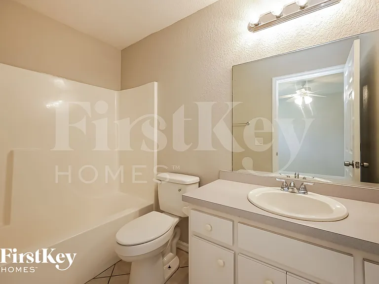 2565 Vogler Ln — Photo 13