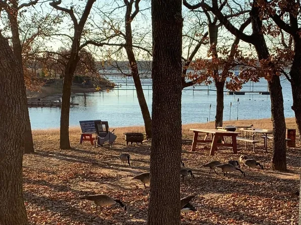 160 Cherokee Trl, Nocona, TX 76255