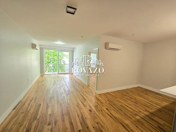 2nd image of 130 Ellis Ave #505
