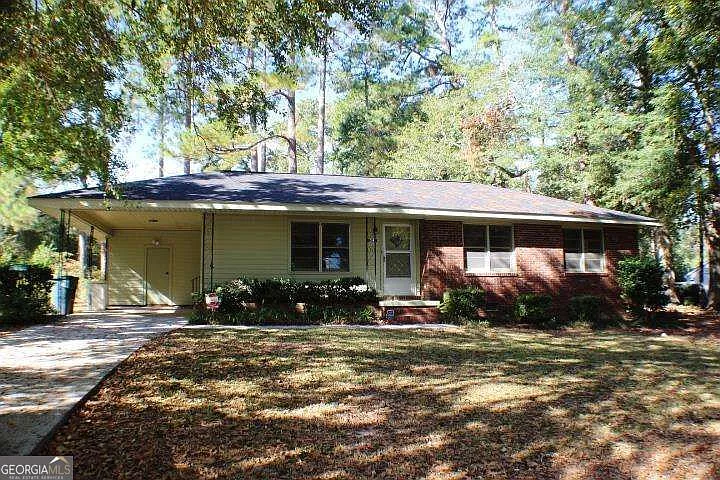 1306 Edgewood Dr