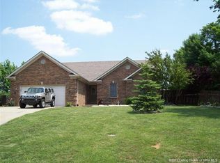 4448 Erin Dr, Floyds Knobs, IN 47119