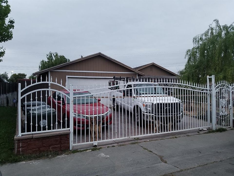 2nd image of 241 Olmstead Dr