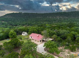 1143 Flaman Rd, Canyon Lake, TX 78133