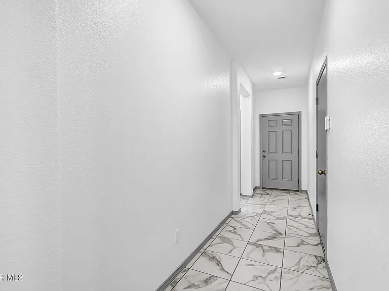 1657 Asbury St — Photo 29