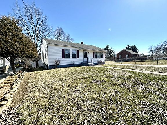 3rd image of 337 Pohlman Rd