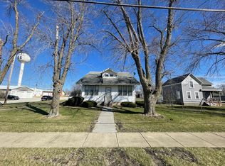 201 S Front St, Ashkum, IL 60911