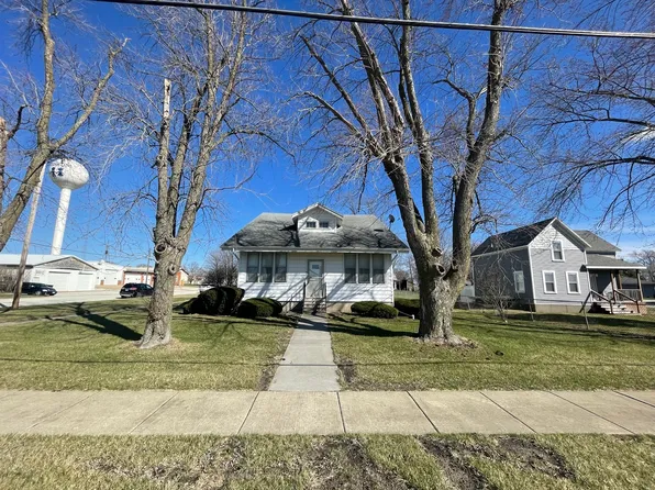 201 S Front St, Ashkum, IL 60911