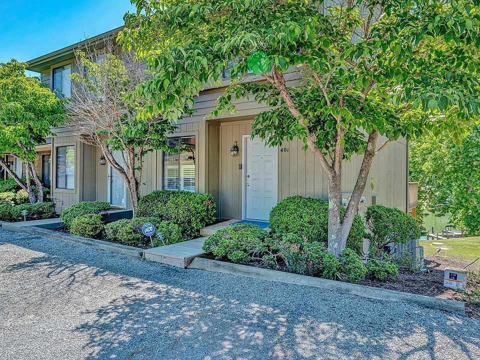 1st image of 401 Harbor Ridge Dr