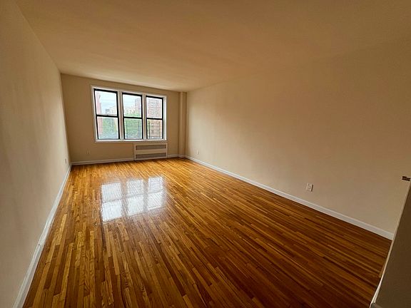 2nd image of 8611 Whitney Ave APT 4P