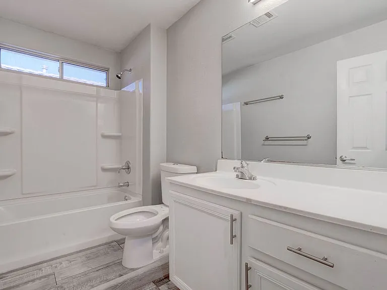 6469 Abbey Door Ct — Photo 8