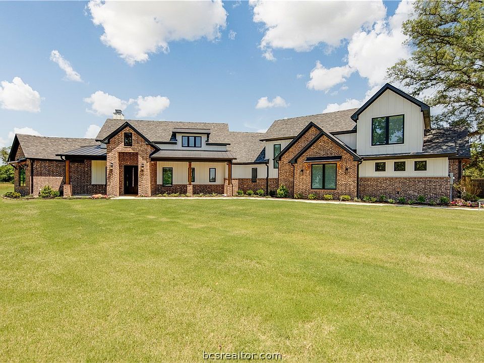 1st image of 5325 Legend Oaks Ct