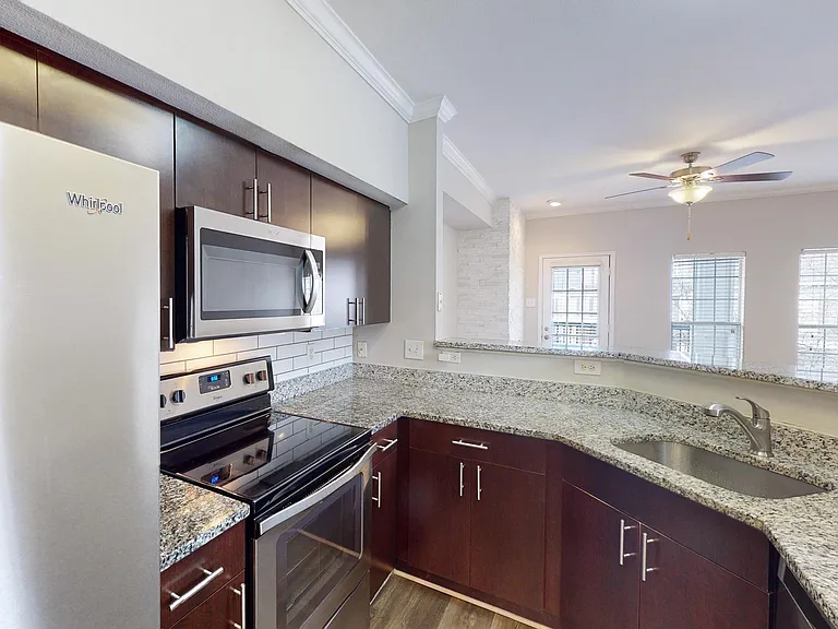 The Carriage Homes at Wyndham — Photo 8