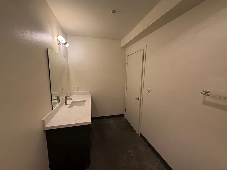 Wally Apartments in Wallingford — Photo 26