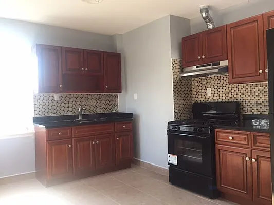 Rented by G2 Realty Group LLC | media 29