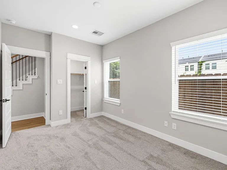 719 Thornton Rd #D — Photo 43