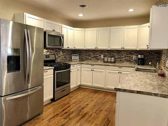 4th image of 4512 Spencer Dr
