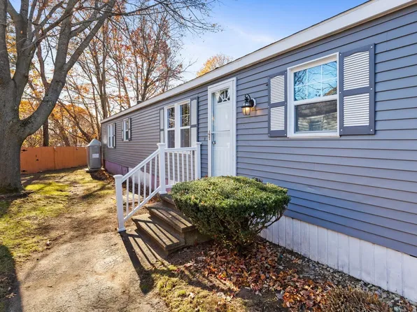 251 Newbury St #23, Peabody, MA 01960