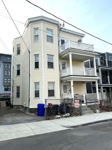 17 Hillsboro St, Dorchester, MA, 02125