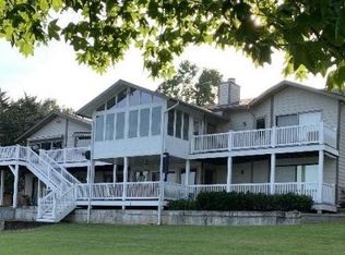 20 Rue Grand Dr, Lake Saint Louis, MO 63367