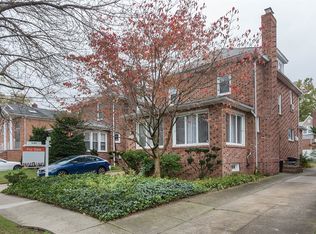 4722 160th St, Flushing, NY 11358
