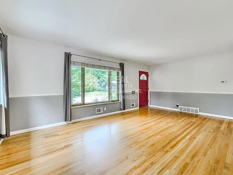 2580 S Carey Way — Photo 4
