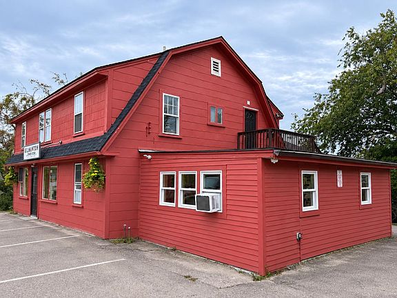 3rd image of 518 Province Road