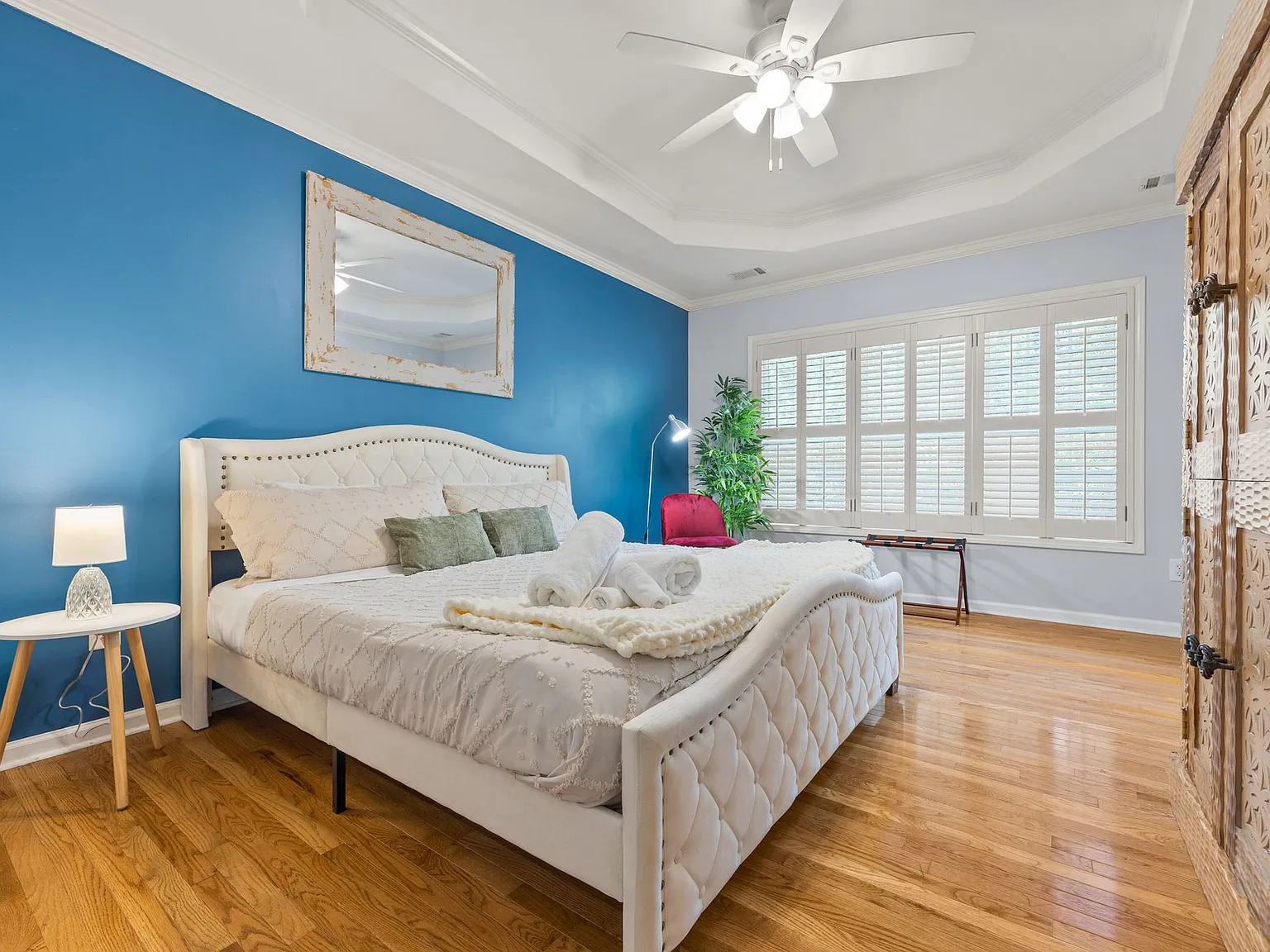 3 bed, 2168 sqft, $4,000 — Photo 4