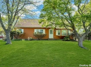 305 Conklin Ave, Patchogue, NY 11772
