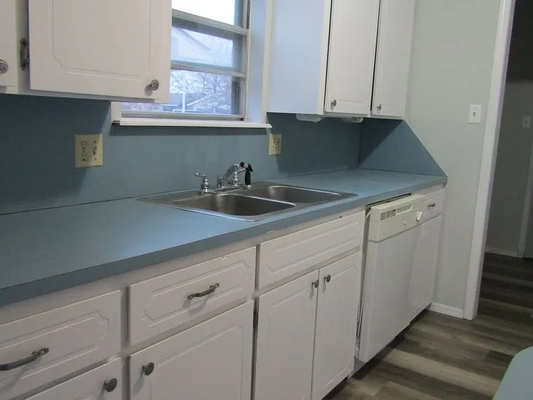 7008 NW Kingsbury Ave — Photo 26