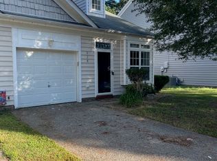 528 Holmes Blvd, Yorktown, VA 23692