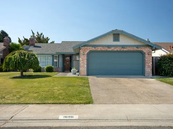 1696 Chateau Dr, Arboga, CA 95961