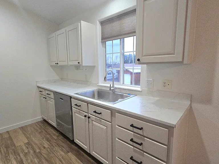 662 Rock Dr — Photo 7