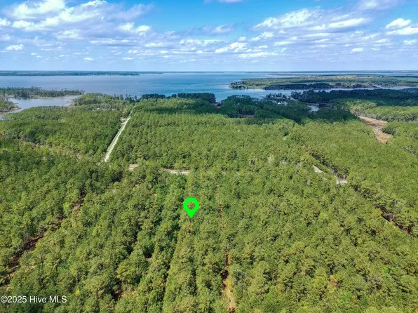 20 Sandy Point Rd Lot 20, Scranton, NC 27875