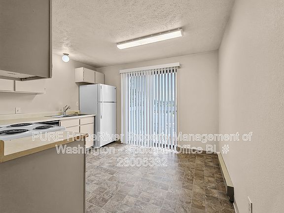5th image of 29 E Mayfair Ct APT 4