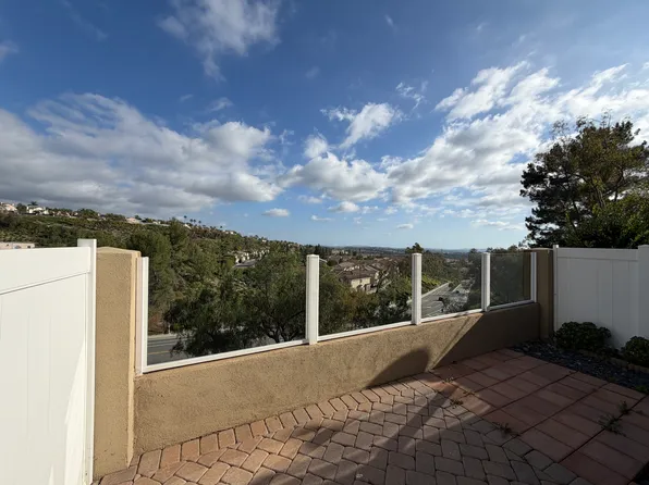 28468 Klondike Dr, Trabuco Canyon, CA 92679