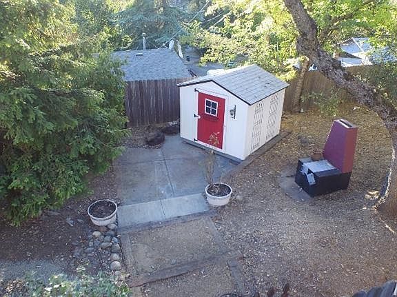 2nd image of 1107 Franklin Ct