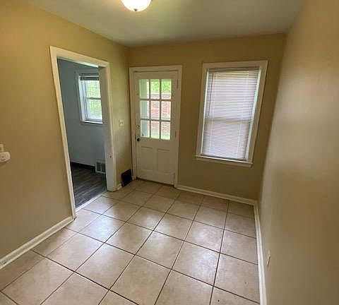 4th image of 728 West St #730