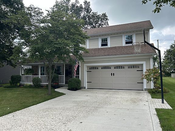 2nd image of 1917 Cheshire Dr