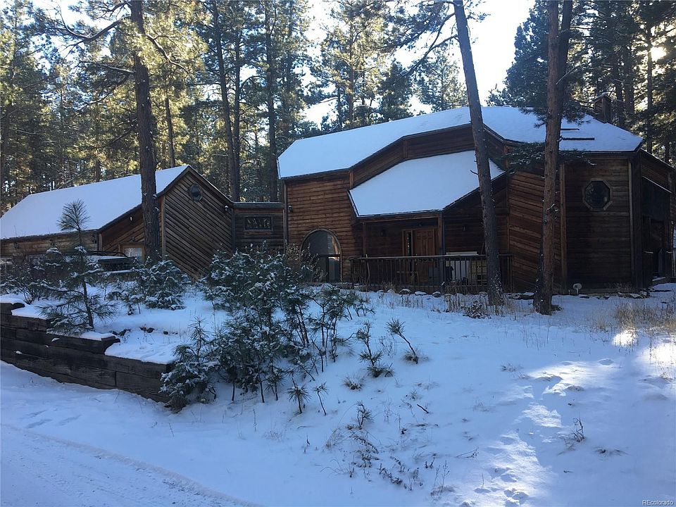2nd image of 184 Pin Oak Cir