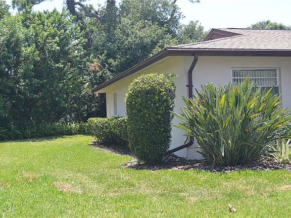 3rd image of 2997 Captiva Gardens Dr #19