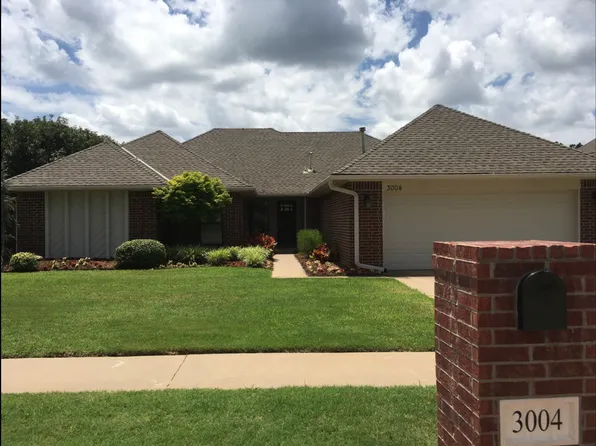 3004 Crown Feathers Dr, Edmond, OK 73013