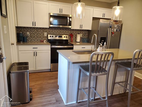 4th image of 1225 N 32nd St
