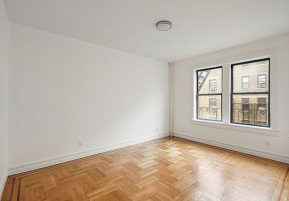 4th image of 385 Fort Washington Ave APT 32