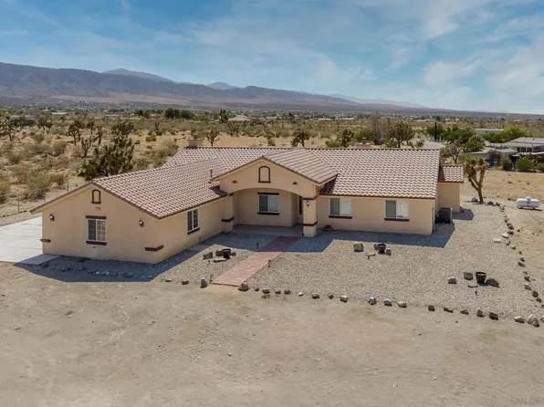 11926 Golden View Rd, Pinon Hills, CA 92372